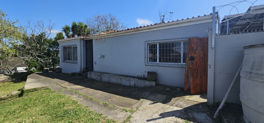 Commercial Property for Sale in Berea Eastern Cape
